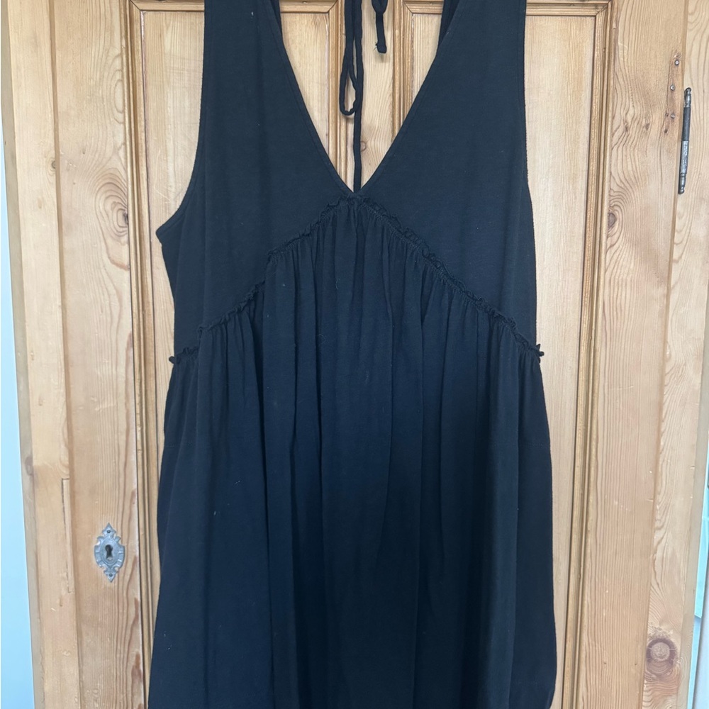 Black Sleeveless Summer Dress